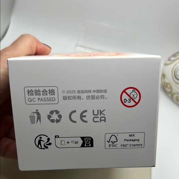 Pop Mart Big Into Energy Collectible Keychain /Bag Charm Box Is Not Open-Luck - Picture 10 of 15